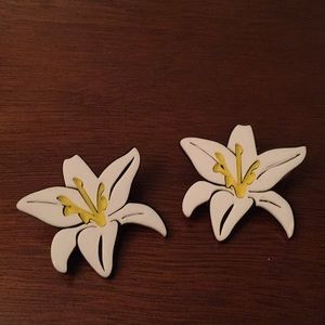 Flower earrings